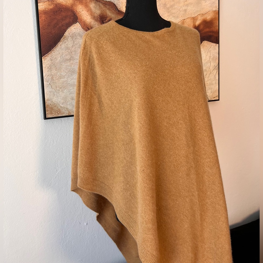 Elegant Tan Women's Sweater
